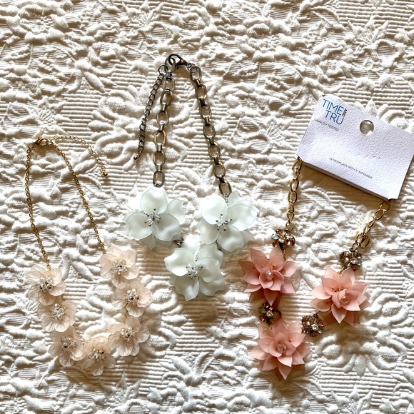 Trio of Necklaces - Picture 13 of 13